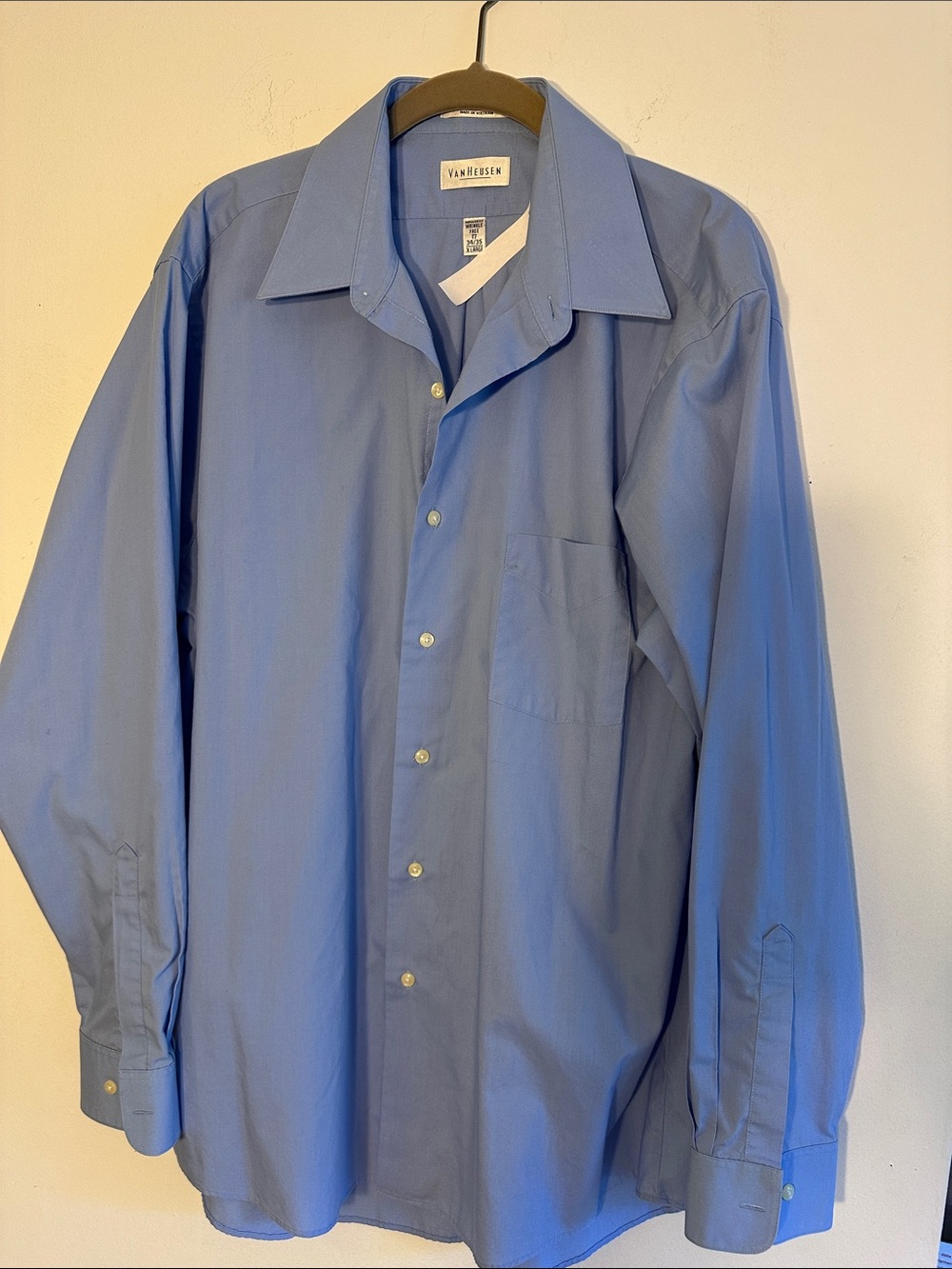Van Heusen Poplin 17 34/35 Sz XL Non Iron
Casual Business Office